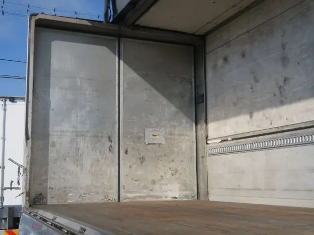 日野 プロフィア KC-FS4FZFAの写真6