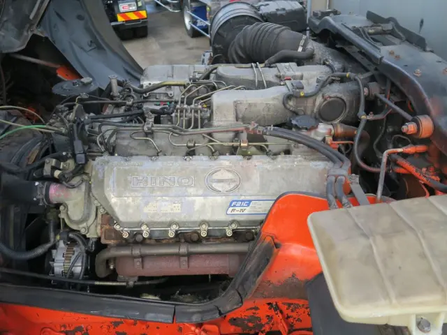 日野 プロフィア KC-FS4FZFAの写真35