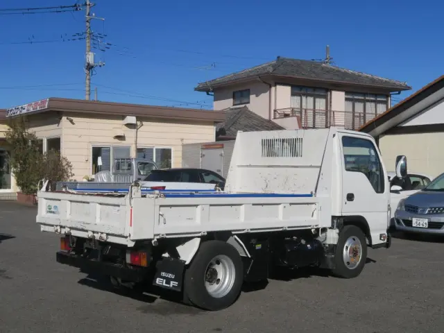 いすゞ エルフ TKG-NKS85AN(4WD)の写真6