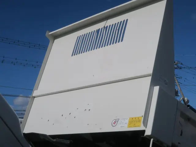 いすゞ エルフ TKG-NKS85AN(4WD)の写真15