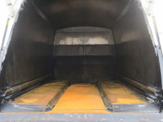 いすゞ フォワード 2PG-FSR90S2の写真9