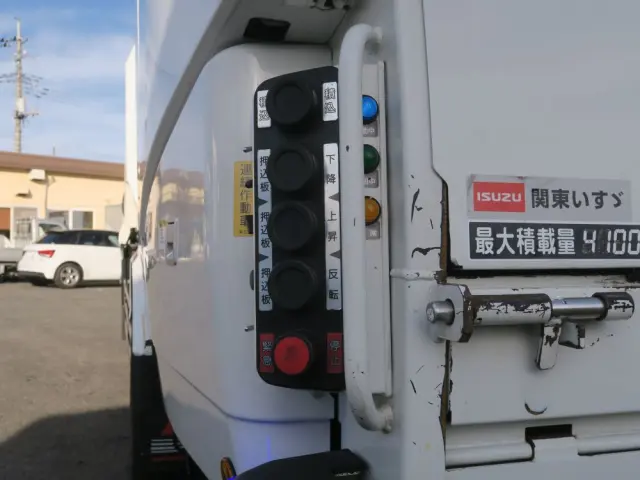 いすゞ フォワード 2PG-FSR90S2の写真21