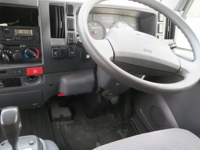 いすゞ エルフ 2RG-NPR88ANの写真33