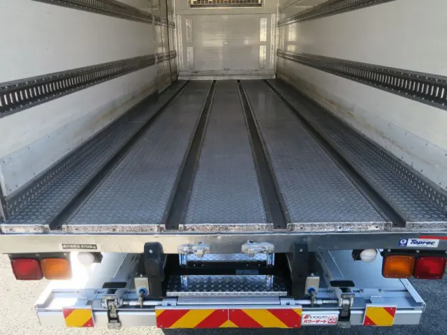 いすゞ フォワード 2RG-FSR90T2の写真9