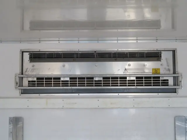 いすゞ フォワード 2RG-FSR90T2の写真12