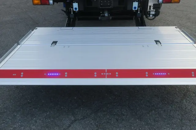 三菱 ファイター 2KG-FK65Fの写真17