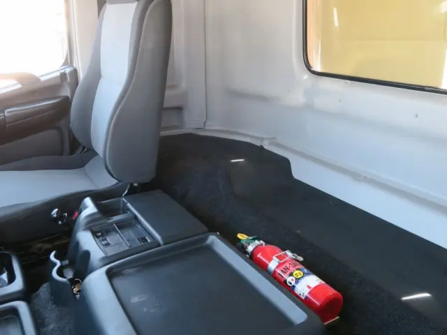 日野 プロフィア QKG-GN1APBAの写真22