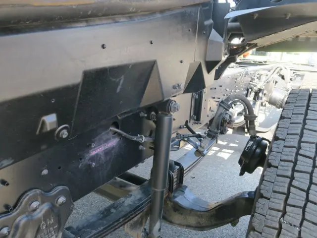 日野 プロフィア QKG-GN1APBAの写真40