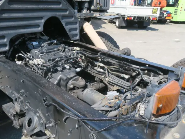 日野 プロフィア QKG-GN1APBAの写真42