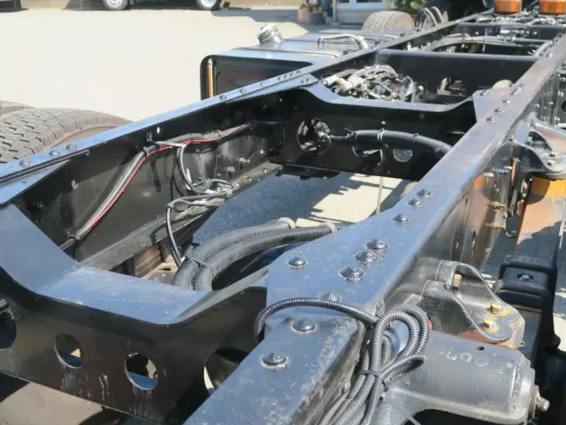 日野 プロフィア QKG-GN1APBAの写真45