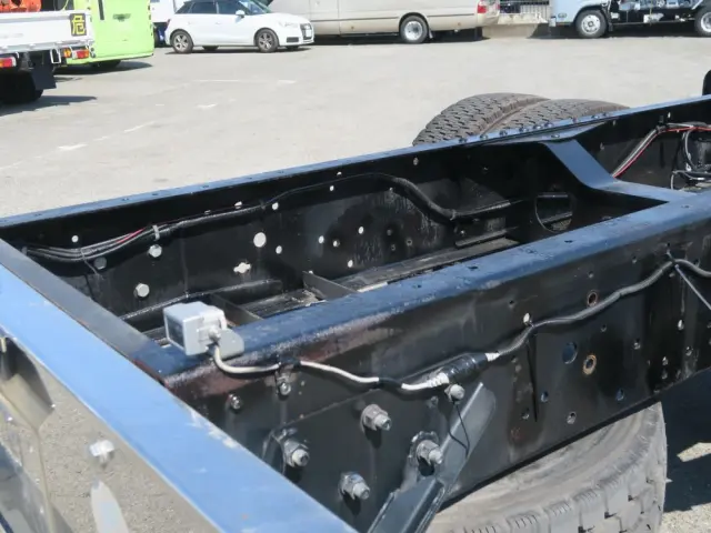 日野 プロフィア QKG-GN1APBAの写真47