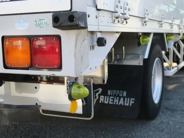 いすゞ フォワード PKG-FRR90S2の写真24