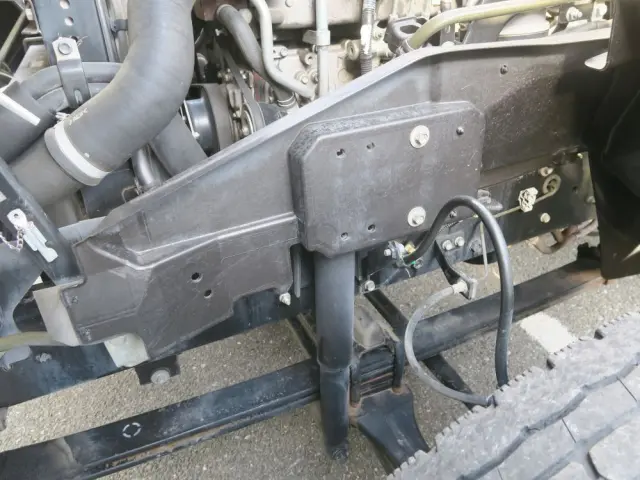 いすゞ フォワード PKG-FRR90S2の写真43