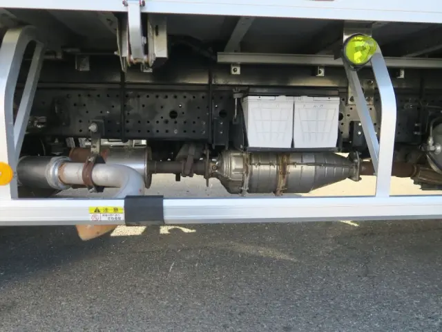 いすゞ フォワード PKG-FRR90S2の写真48