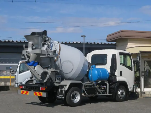 いすゞ フォワード 2PG-FRR90S4の写真3