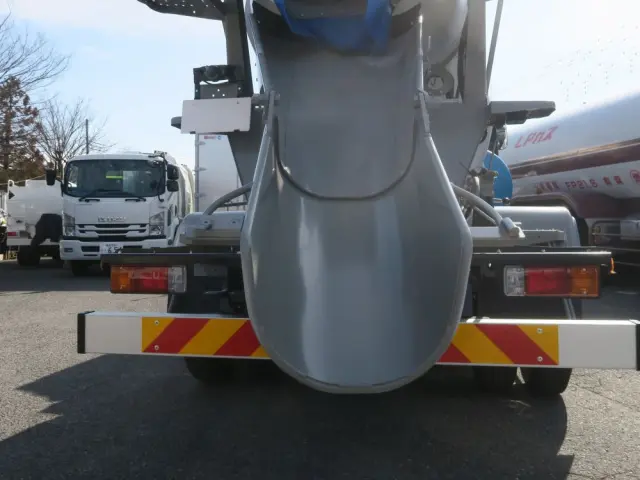 いすゞ フォワード 2PG-FRR90S4の写真13