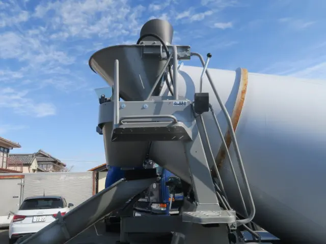 いすゞ フォワード 2PG-FRR90S4の写真15