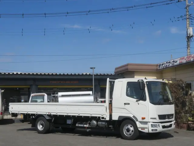 三菱 ファイター 2KG-FK62Fの写真2