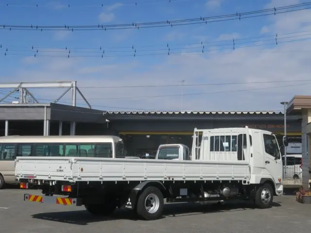 三菱 ファイター 2KG-FK62Fの写真3