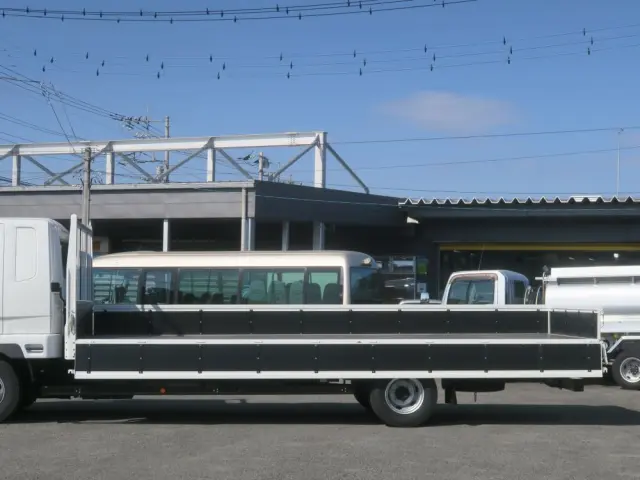 三菱 ファイター 2KG-FK62Fの写真7