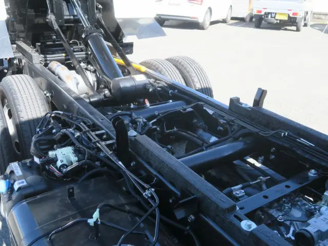 三菱 キャンター 2RG-FBA60の写真14