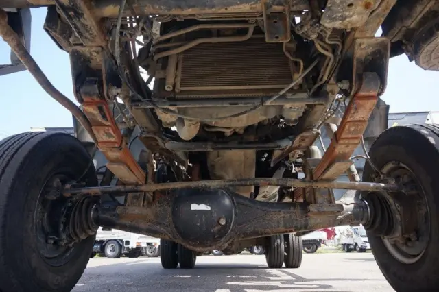 三菱 キャンター KK-FG83EE(4WD)の写真15