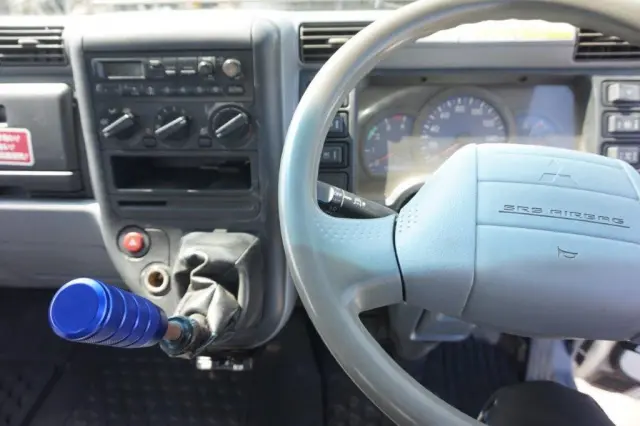 三菱 キャンター KK-FG83EE(4WD)の写真20