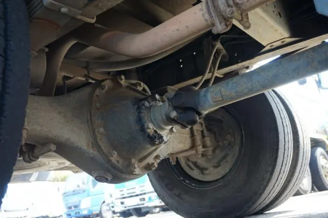 三菱 キャンター KK-FG83EE(4WD)の写真21