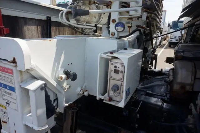 三菱 キャンター KK-FG83EE(4WD)の写真23