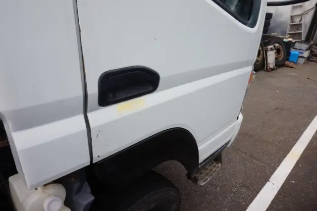 三菱 キャンター KK-FG83EE(4WD)の写真45