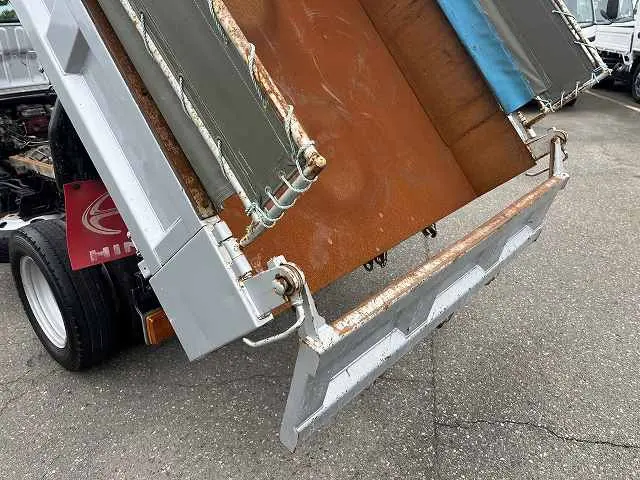 日野 デュトロ SKG-XZU675T(4WD)の写真6