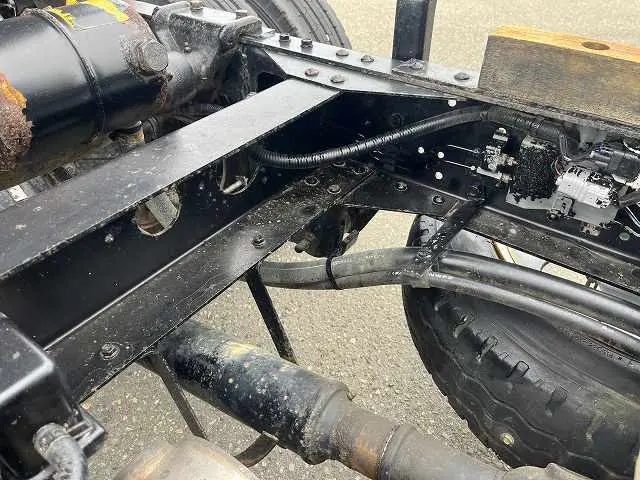 日野 デュトロ SKG-XZU675T(4WD)の写真10