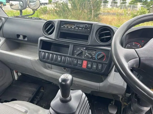 日野 デュトロ SKG-XZU675T(4WD)の写真19