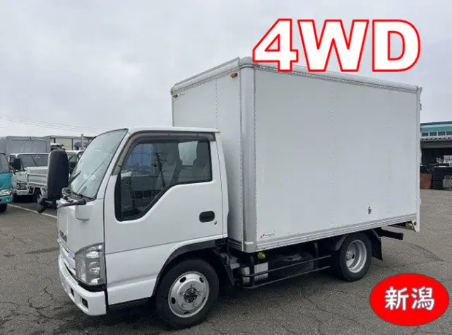 いすゞ エルフ BKG-NHS85AN(4WD)の写真1