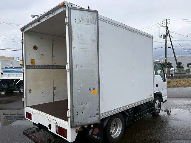 いすゞ エルフ BKG-NHS85AN(4WD)の写真10