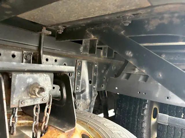 いすゞ エルフ BKG-NHS85AN(4WD)の写真18