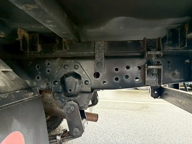 いすゞ エルフ BKG-NHS85AN(4WD)の写真19
