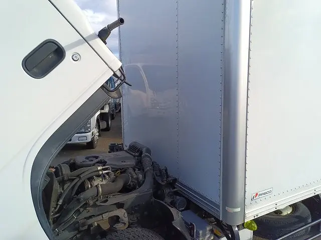 いすゞ エルフ BKG-NHS85AN(4WD)の写真22