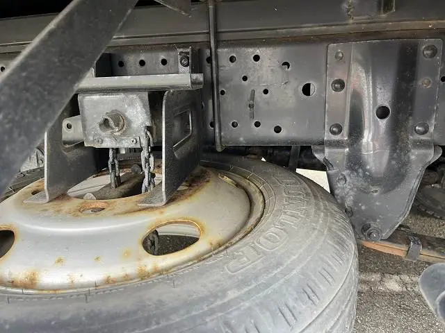 いすゞ エルフ BKG-NHS85AN(4WD)の写真32