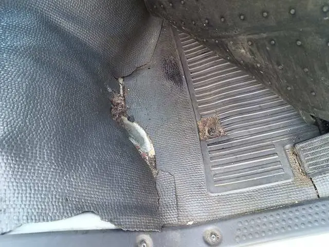 いすゞ エルフ BKG-NHS85AN(4WD)の写真45