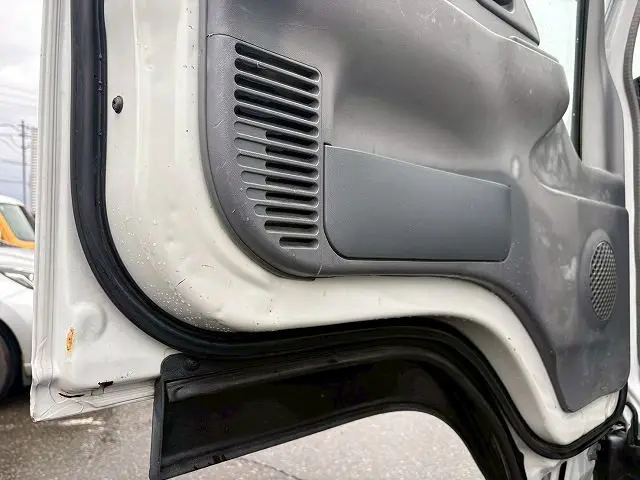 いすゞ エルフ BKG-NHS85AN(4WD)の写真48