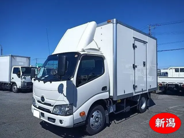 日野 デュトロ 2RG-XZU605Mの写真1