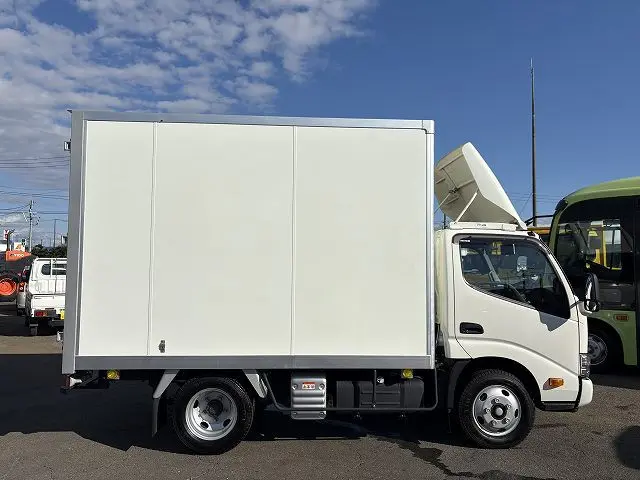 日野 デュトロ 2RG-XZU605Mの写真6