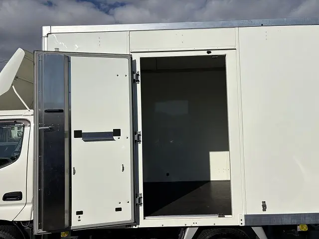 日野 デュトロ 2RG-XZU605Mの写真8