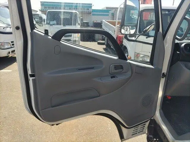 日野 デュトロ 2RG-XZU605Mの写真47