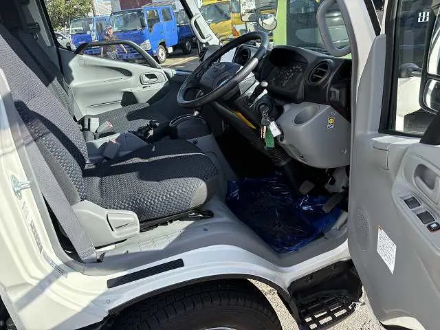 日野 デュトロ 2RG-XZU605Mの写真48