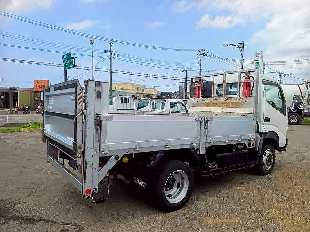 日野 デュトロ KK-XZU372M(4WD)の写真3