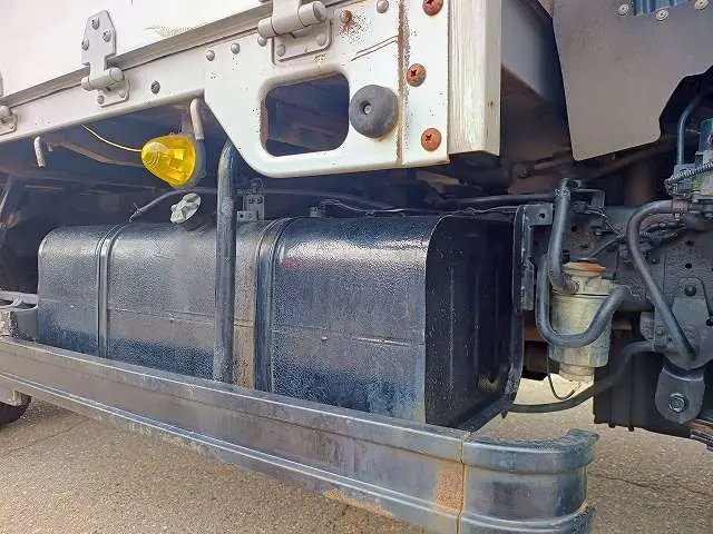 日野 デュトロ KK-XZU372M(4WD)の写真18