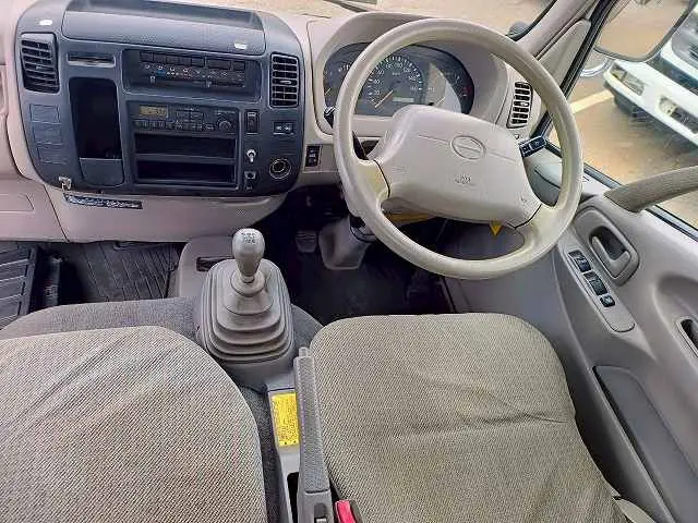 日野 デュトロ KK-XZU372M(4WD)の写真45