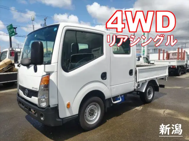 日産 アトラス SDG-SZ5F24(4WD)の写真1
